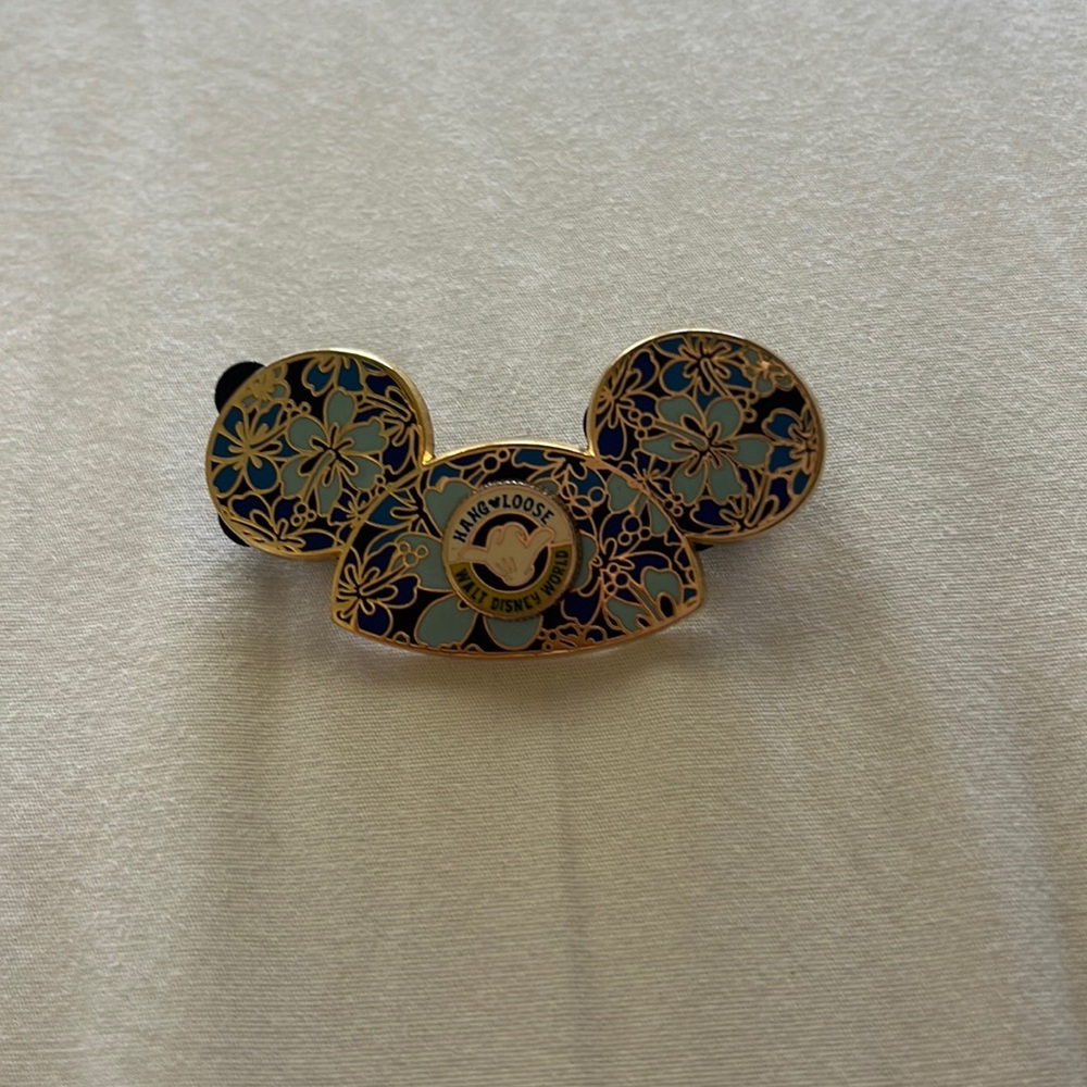 Disney Pin “Hang loose, Walt Disney World” Mickey Hat